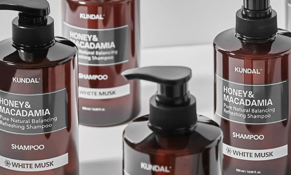 Nourish Your Hair with Macadamia Oil: The Secret Ingredient in Honey & Macadamia Nature Shampoo